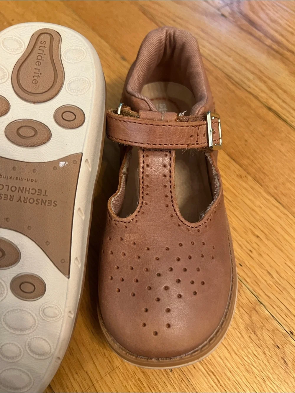 Stride Rite SRT Nell T-Strap Mary Jane in a blush leather finish shoes